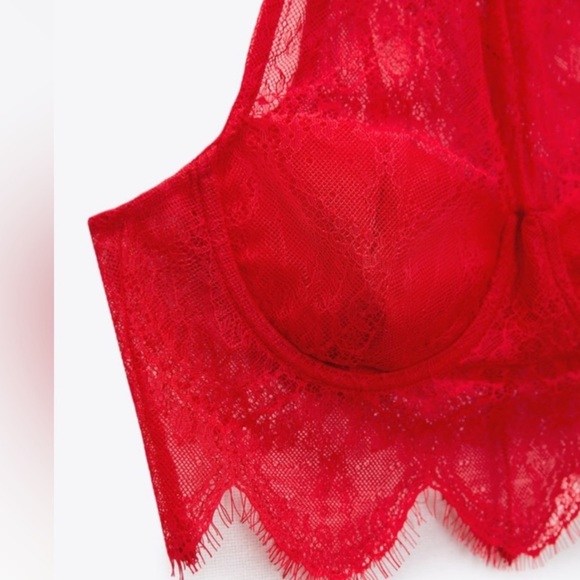 MY200 NWT ZARA RED LACE HALTER TOP - Picture 4 of 4
